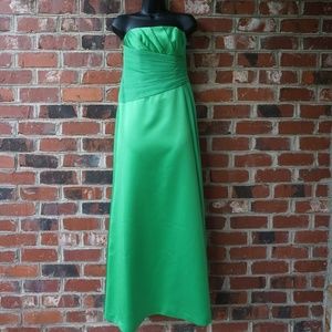Kelly Green David's Bridesmaid/Prom Gown